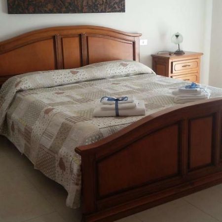 "La Casa Di Mariagrazia" Rooms Con Cucina Condivisa E Terrazza Sammichele Di Bari Exterior photo