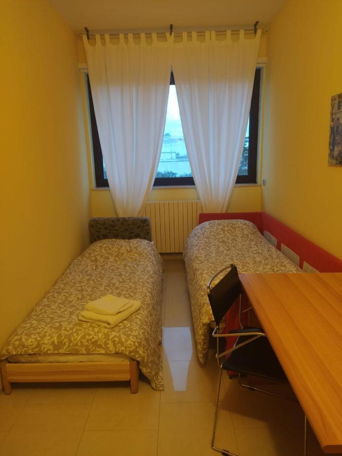 "La Casa Di Mariagrazia" Rooms Con Cucina Condivisa E Terrazza Sammichele Di Bari Exterior photo