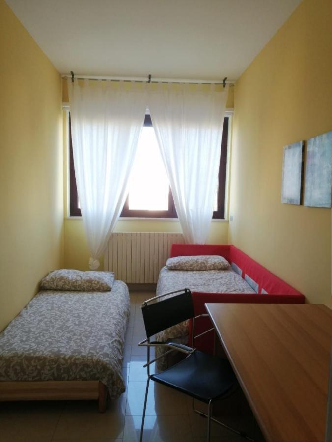 "La Casa Di Mariagrazia" Rooms Con Cucina Condivisa E Terrazza Sammichele Di Bari Exterior photo