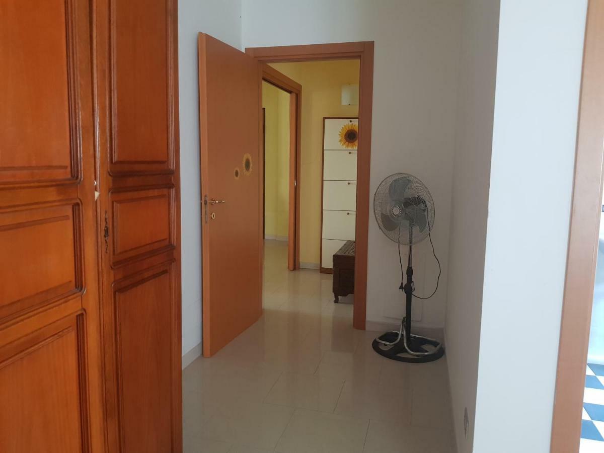 "La Casa Di Mariagrazia" Rooms Con Cucina Condivisa E Terrazza Sammichele Di Bari Room photo