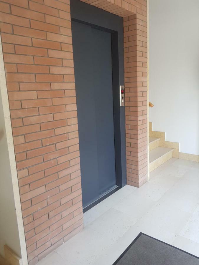 "La Casa Di Mariagrazia" Rooms Con Cucina Condivisa E Terrazza Sammichele Di Bari Exterior photo